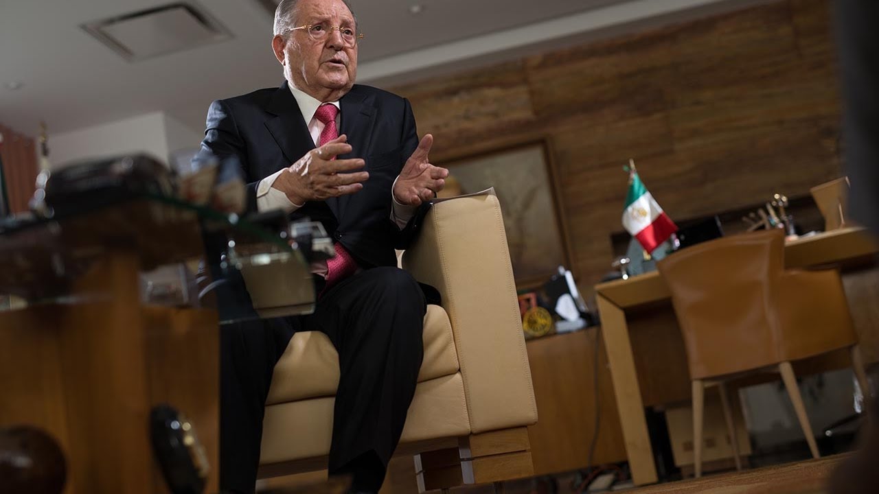 Olegario Vázquez Raña, los secretos de un millonario.