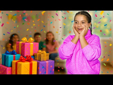 Šta je Larisa DOBILA za rođendan! 😱🎉