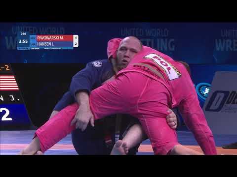 GOLD Men's GP Gi - +100 kg: M. PIWOWARSKI (POL) v. J. HANSEN (USA)