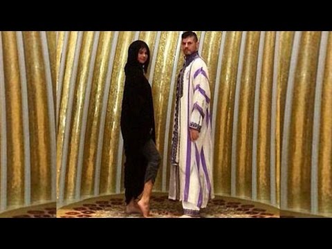 download lagu mp3 mp4 Selena Gomez Hijab, download lagu Selena Gomez Hijab gratis, unduh video klip Selena Gomez Hijab