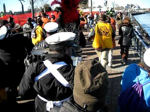 2nd Line with Pin Stripe Brass Band - Zulu Lundi Gras Festival 2010 - New Orleans