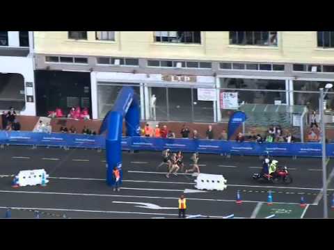 World Triathlon Series - Auckland 2013: Elite Ladies