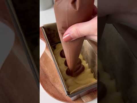 New style chocolate cake😍😋 #chocolatecake #cake #recipe #food #azrahomeskitchen