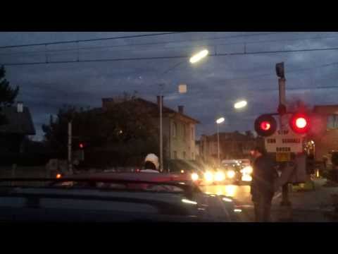 Passaggio a Livello 1+228, Linea Udine-P.M. Vat - WRRS [Failed Video]