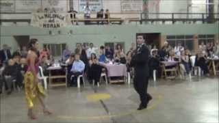 ROXANA SUAREZ y SEBASTIAN ACHAVAL Bailando el Tango LA MADRUGADA en la MILONGA DEL MORAN