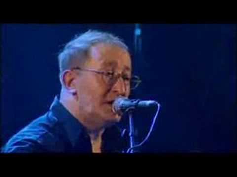 download lagu mp3 mp4 Pourquoi Cette Pluie, download lagu Pourquoi Cette Pluie gratis, unduh video klip Pourquoi Cette Pluie