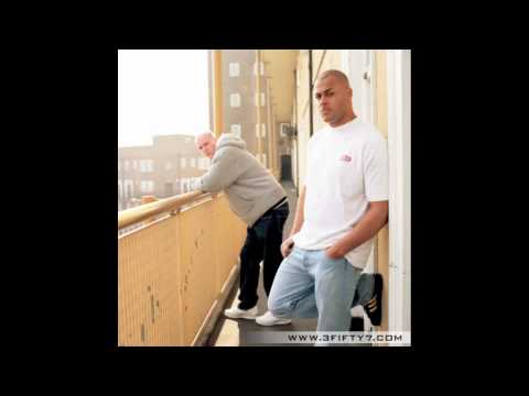 OXIDE & NEUTRINO - PUMP IT UP Feat. A.M SNiPER