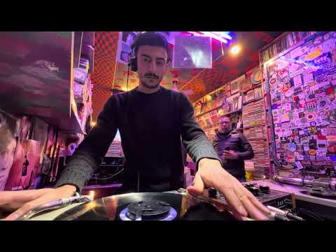 Contempo Records In-store Vinyl Session: Sciahri