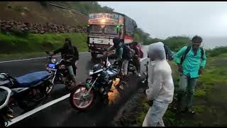 Viral video: Bikers stop truck do ‘Nagin Dance�