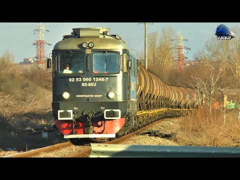 060-DA 60-1246-7 & Marfar PSP Cargo Freight Train in Episcopia Bihor - 10 March 2022