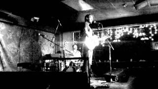 Ari Hest - "A Good Look Around" - Live at The Mill in Iowa City (3/15/2011)