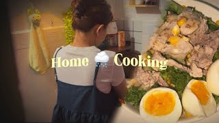 🥩 一人暮らし｜仕事終わりに肉と卵のサラダ 🥗の夜のひとりごはん 🌧️