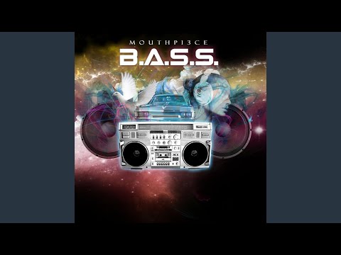 Hollywoodmusicindustry (Feat. Lavoisier & Bizzle)