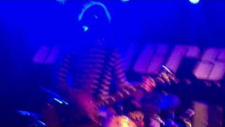 2010  - The Joiners -  Delays - bedroom scene