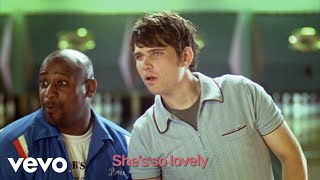 Scouting For Girls - She&#39;s So Lovely (Official Karaoke Video)