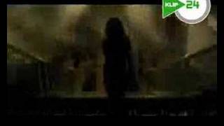 Bài hát Bounce Ozinga - Nghệ sĩ trình bày Tarkan