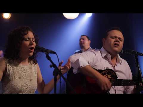 Cielo abierto- Eres la Luz- Grupo Emmanuel- Video Oficial HD