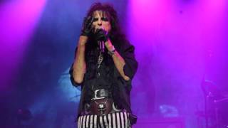 Alice Cooper live at Genesee Theatre - Long Way To Go