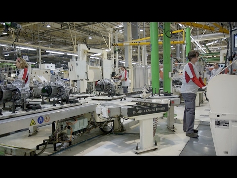 Gearbox production at the seat components plant