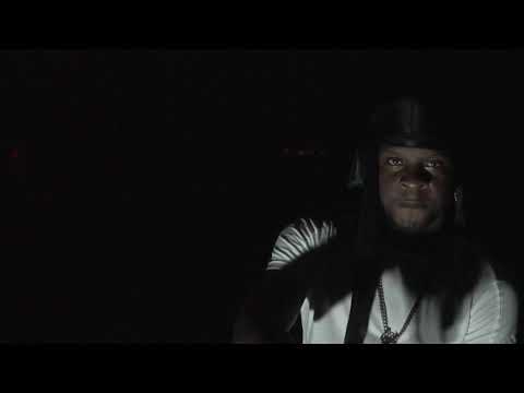 Miku Street - NIKES (VIDEOCLIP) [URBANO] 3. #SPANISHDRILL