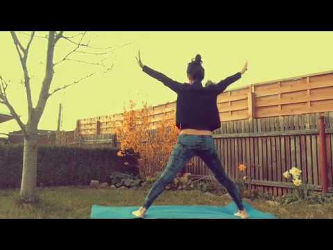 Yoga mit Johanna. Aktivierend und dynamisch.