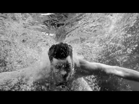 ARTIST PHOTOGRAPHER FILMMAKER AND VIDEOGRAPHER AND PRODUCER BRUCE WEBER    Films and vidéos