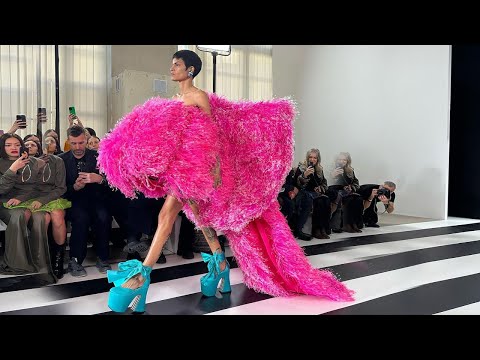 Nina Ricci Fall/Winter 2023/24 Paris