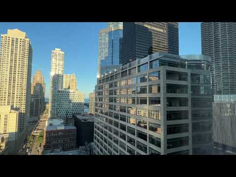 Springhill Suites Chicago River North Corner Suite