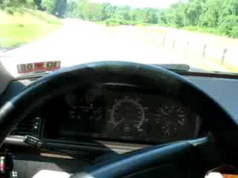 1992 Mercedes 400E Full Throttle Acceleration 0-60
