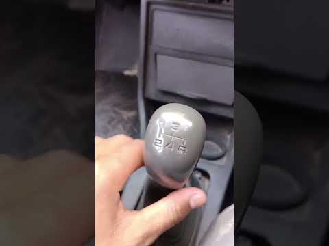 Mehran car ke gear #viral_video #foru