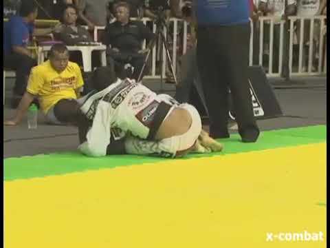 Relembre Leandro Lo x Juninho Boi em 2011, no absoluto da CBJJE no DF