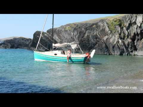 BayCruiser 23 Day at the beach
