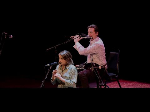 Danú-The Connemara Hornpipe/The Leverette/