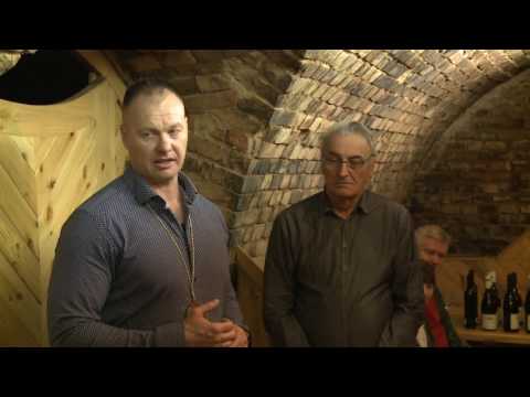 Új elnök a Paksi Borbarátok Klubjának élén