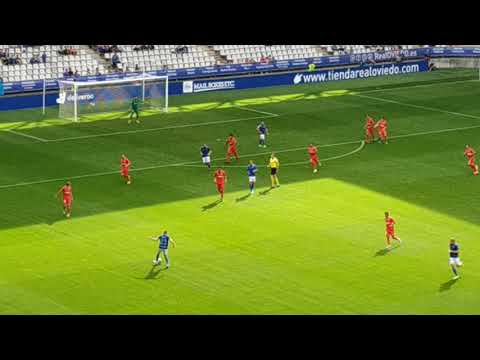 Real Oviedo 1 - C.D. Numancia 1; gol de Bárcenas