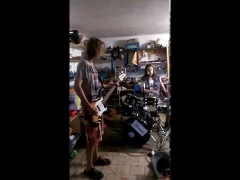 Krepliš - Traktory ( Basa, Bicí už komplet :D )