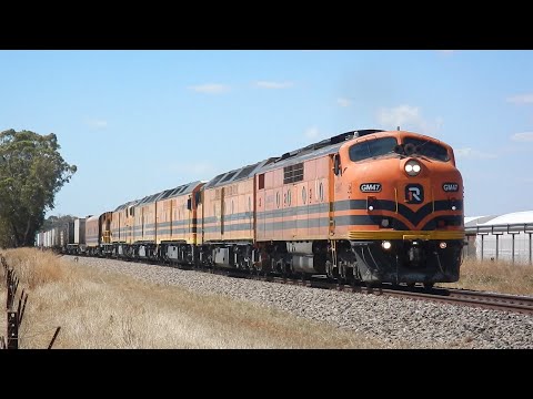 Vintage GM class locomotive GM47 leads ORA Intermodal 5DA2 - 27/11/2021