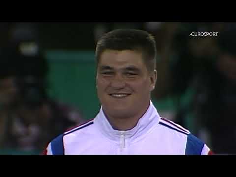 JEUX OLYMPIQUES - Avant Riner, le colosse David Douillet, roi des poids lourds en judo