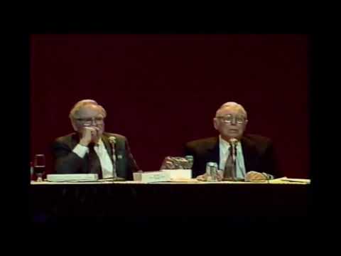 How Would Warren Buffett Invest a Small Sum of Money?