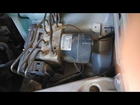 Mercedes ABS motor noise