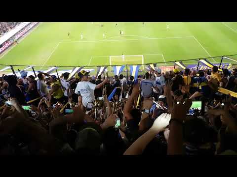 "3er gol PAV LLORA RIVER EL CICLON Y LA ACADEMIA PORQUE SABEN Q ESTE AÑO LOS BOSTEROS DAN LA VUELTA" Barra: La 12 • Club: Boca Juniors