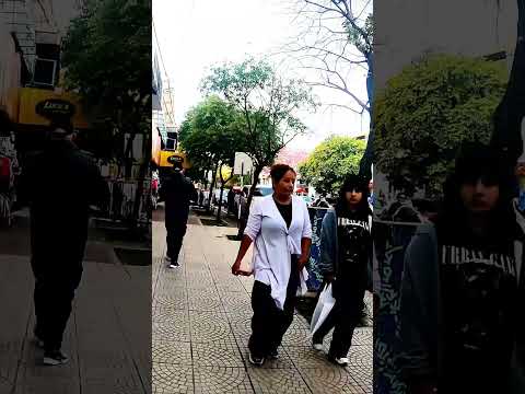 ¿ORDEN O CASUALIDAD? Ponemos a prueba el estacionamiento de motos en Resistencia 🛵👀