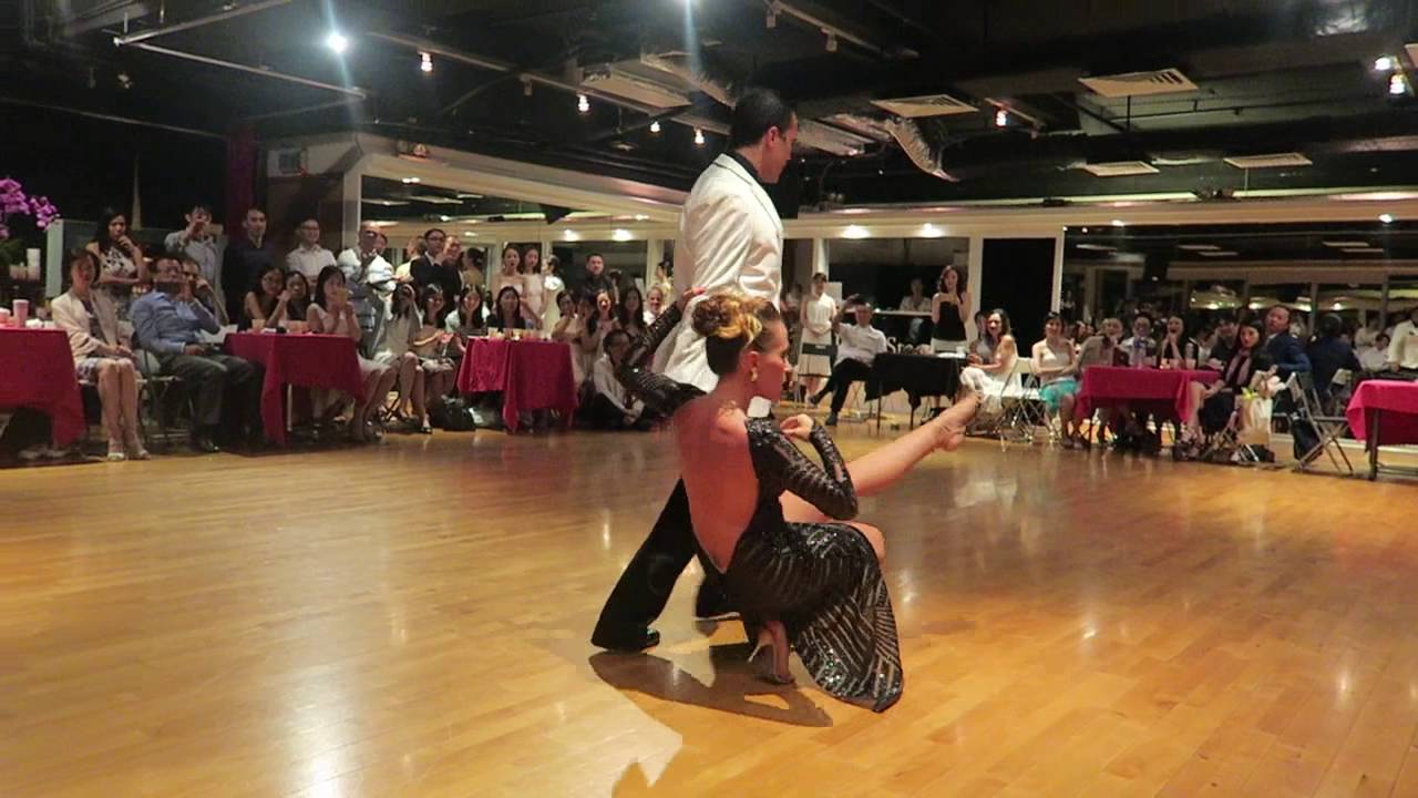 Laila y Leandro Oliver in Hong Kong 2016 3/4