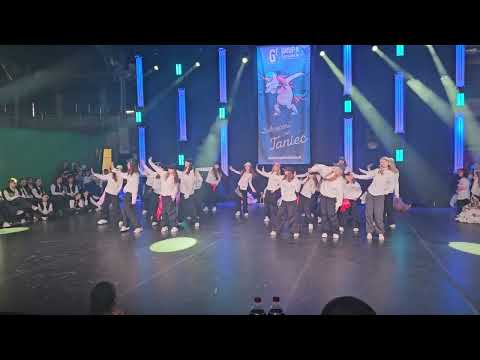 Zespół - First step crew 2 miejsce Choreografia: Martyna Kacprowicz