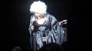 Shattered Dreams-Cyndi Lauper Live