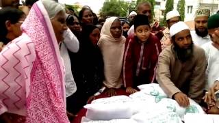 Ramzan Gift Pack given by TS Govt at Masjid Faiz Imam Hakeem Shah Colony,Tolichowki