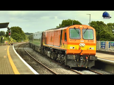 Irish Trains in Portarlington Station  🚂🚆🚄 Trenuri Irlandeze în Stația Portarlington - 02 June 2025