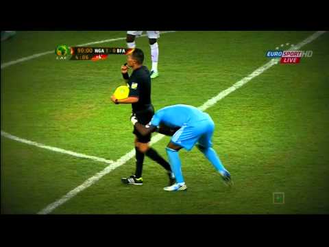 Celebration FAIL! Enyeama vs referee