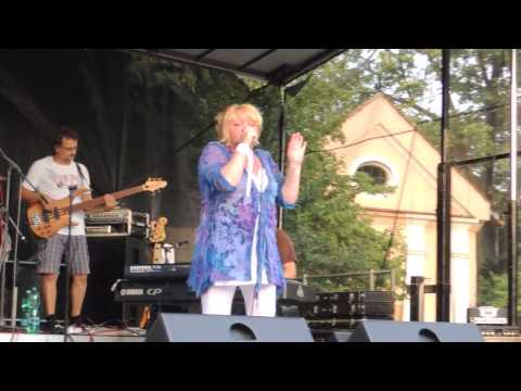 Věra Špinarová - Lži a hraj - Velký Týnec 26.7.2014