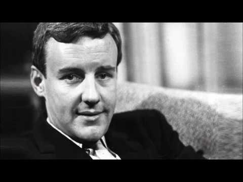 Sonnet 55 by William Shakespeare - Read by Richard Briers